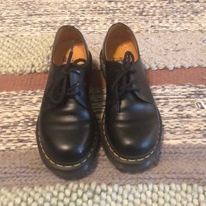 Dr. Martens low cut shoes